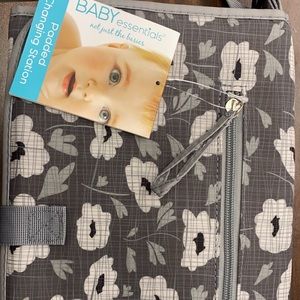 Changing pad brand new